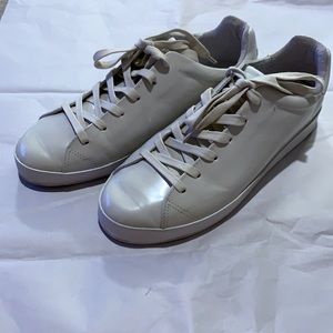 Rag and bone white sneaker size 9